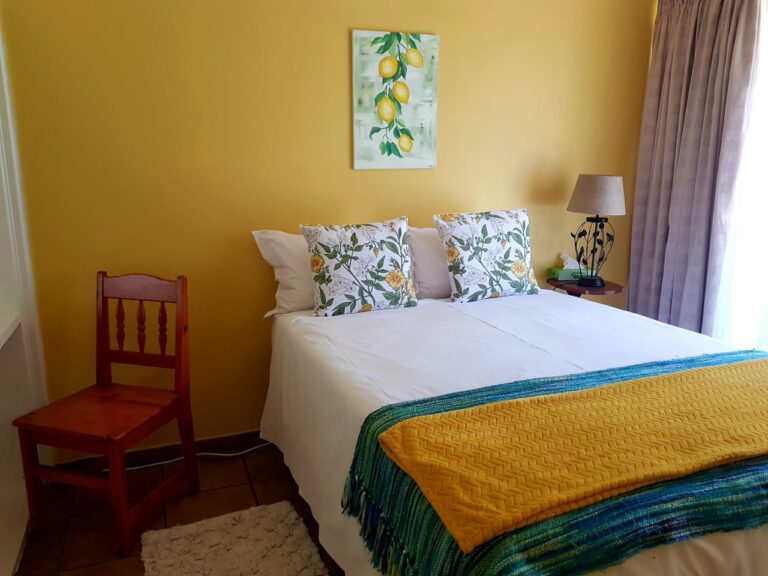 Main house bedroom 1 768x576