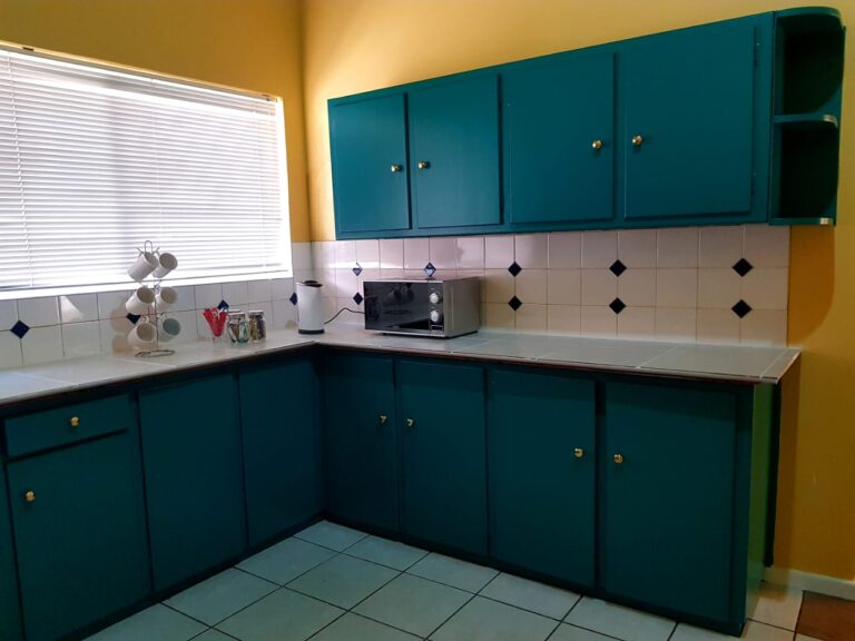 Main house kitchen 2 768x576