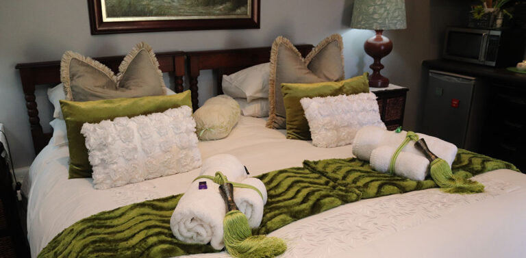 De Stallen Room2 1 768x377