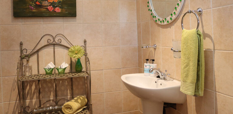 De Stallen Room2 6 768x377