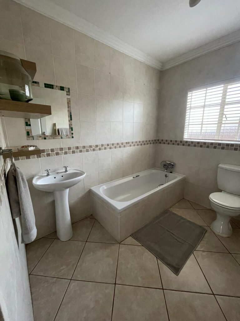 WhatsApp Image 2024 02 21 at 16.02.33 5 768x1024